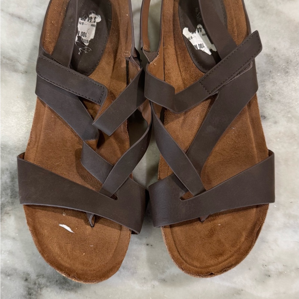 Women's Brown Strappy Sandals